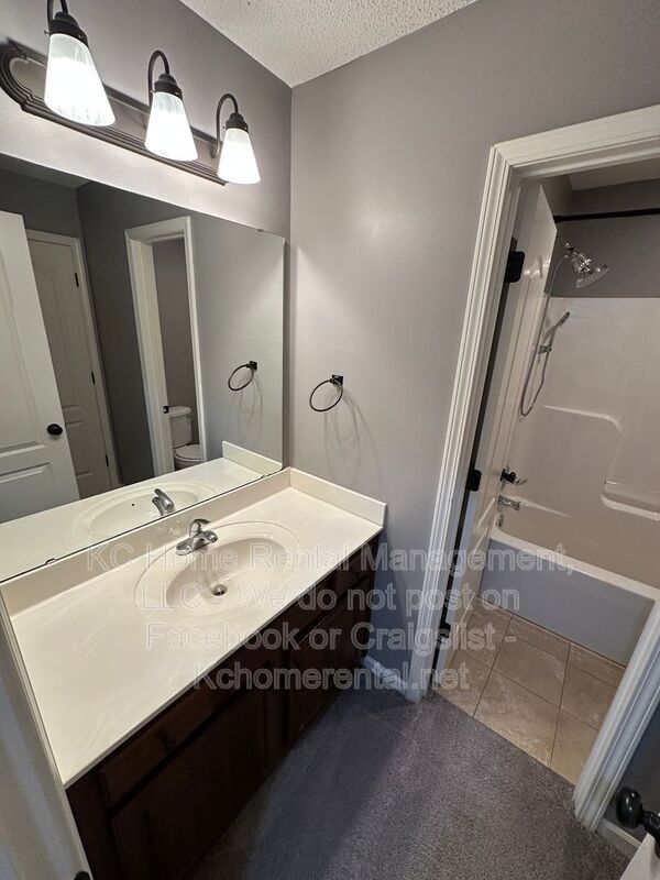 Building Photo - 12740 New Jersey Ct