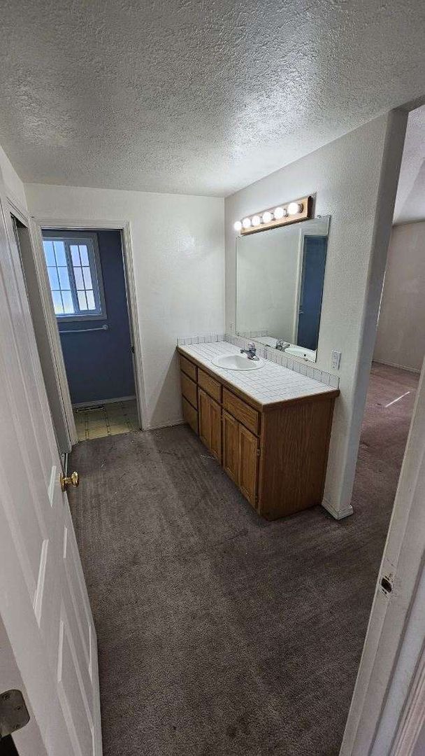 Building Photo - 116-01 CFLP