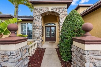 Building Photo - 16750 Ivy Lake Dr