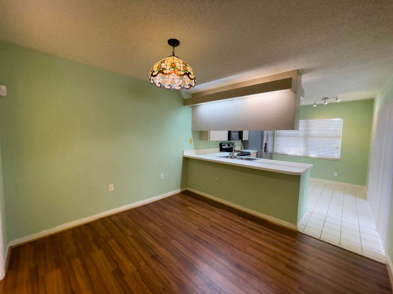 Building Photo - 27 Clinton Ct