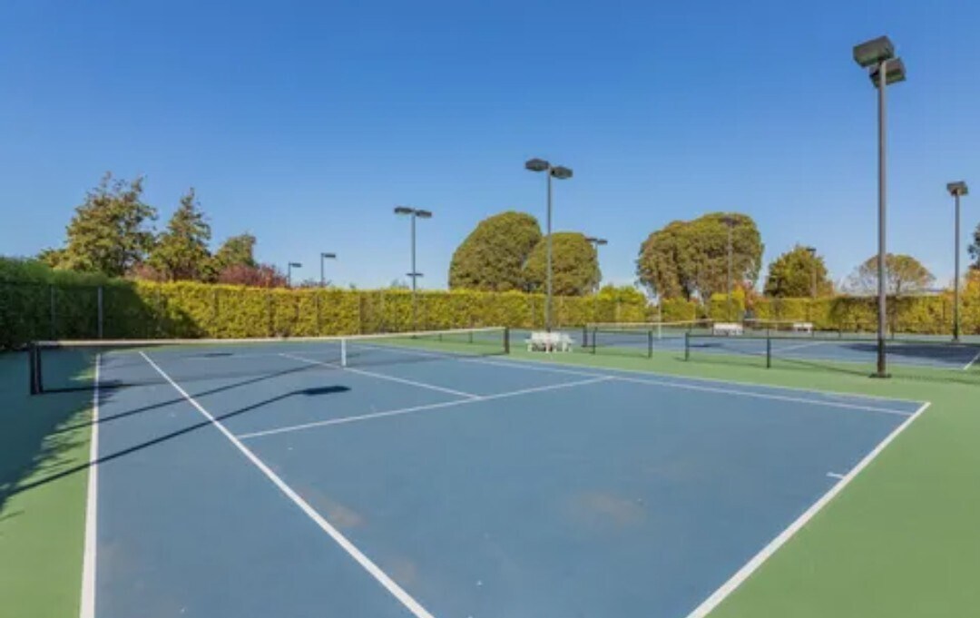 Building Photo - 242 Marina Lakes Dr