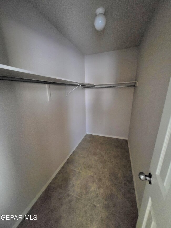 Building Photo - 657 Pete Payan Dr