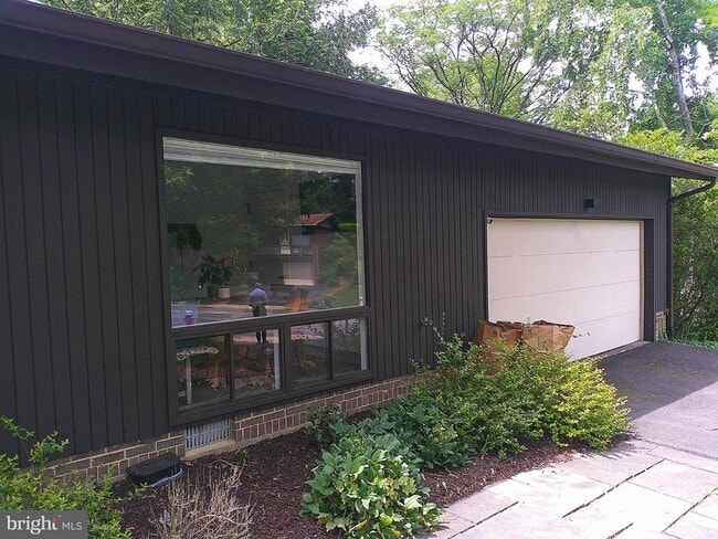 Building Photo - 3407 Wessynton Way