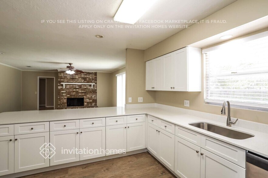 Building Photo - 117 Ridgefield Ct