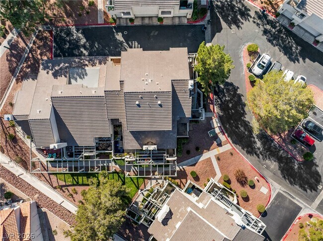 Building Photo - 2748 Lodestone Dr