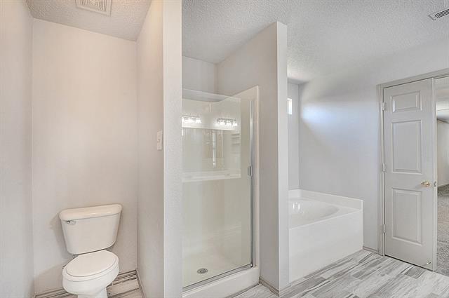 Building Photo - 3327 Andalusian Dr