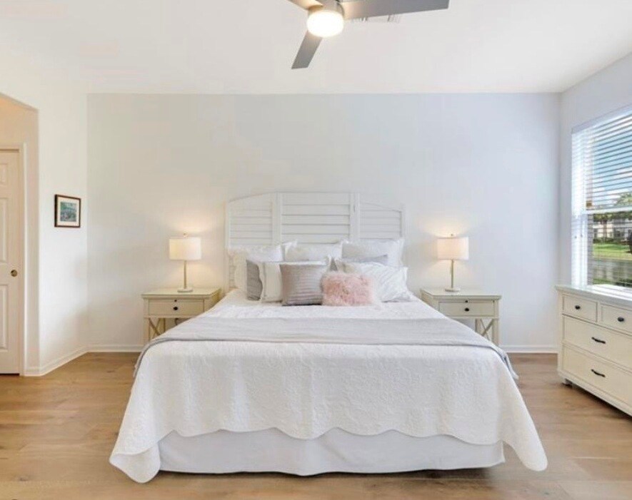 Master suite w king bed - 12867 Carrington Cir