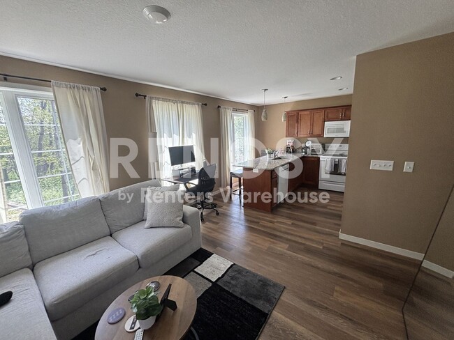 Building Photo - Available now - 1 Bedroom 1 Bath Condo in Golden Valley