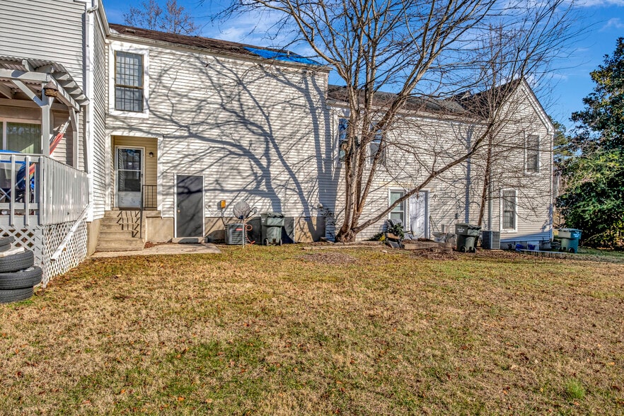 Building Photo - 710 Rachels Trl