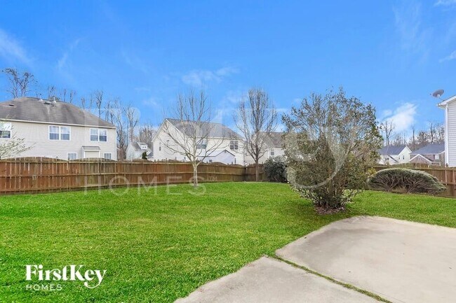 Building Photo - 2114 Feather Ridge Drive