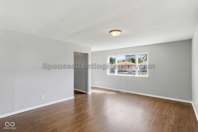 Building Photo - 1414 Ingomar St