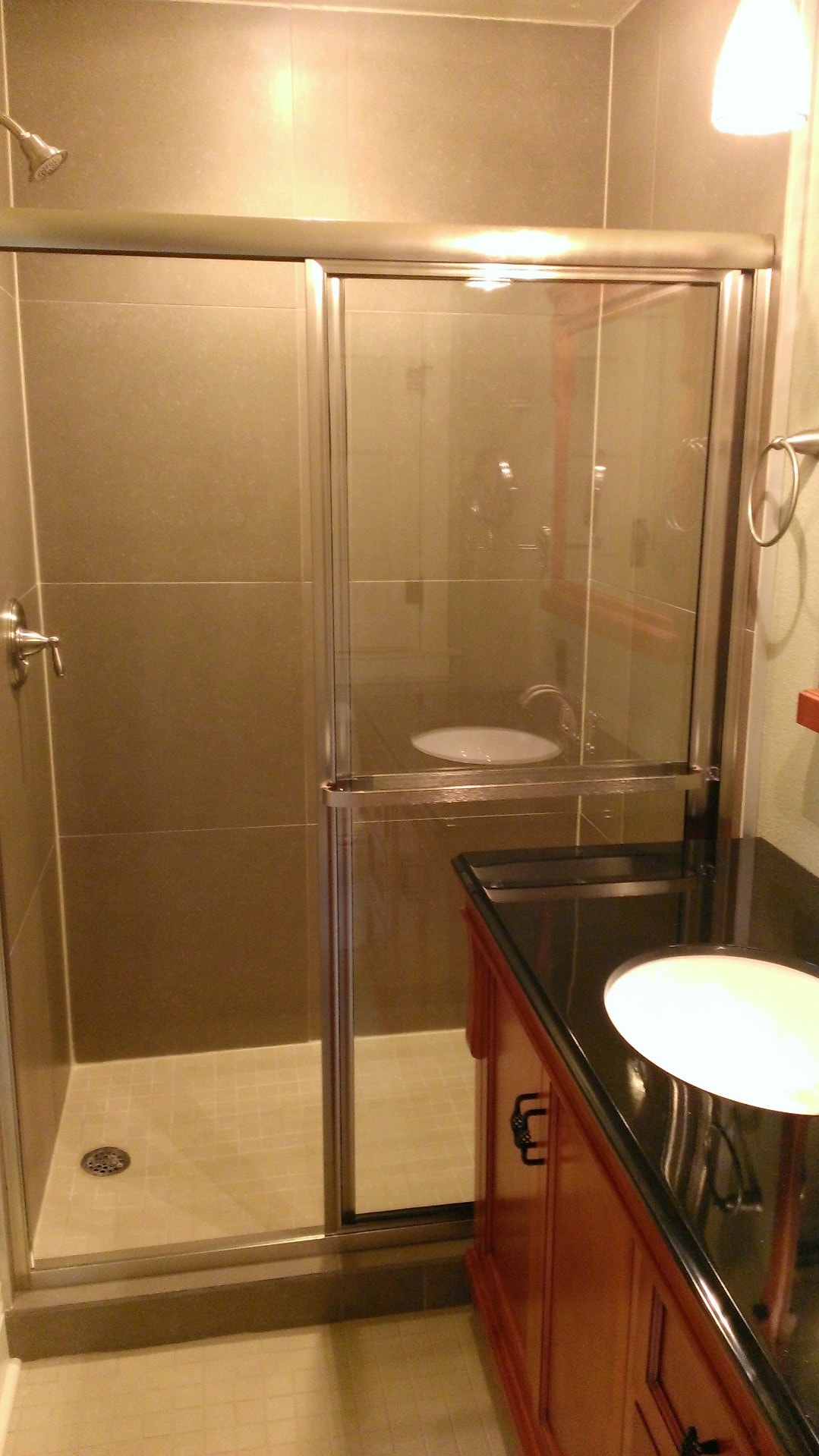 Front master bath - 1310 S Phillips Ave