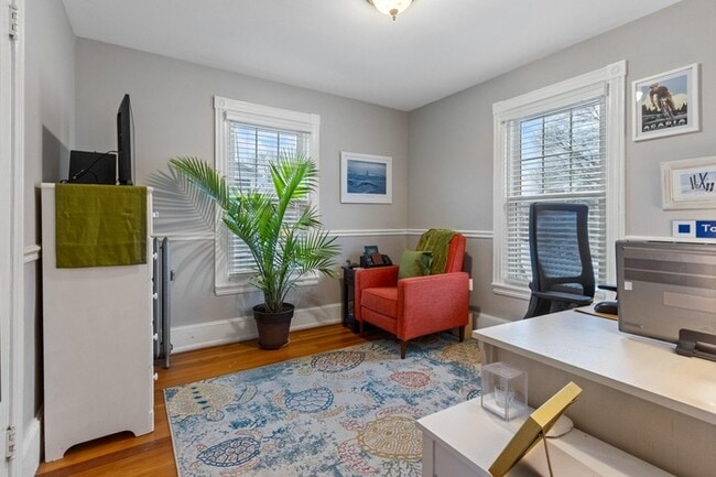 Building Photo - Classic 4BR Colonial with Porch, Gardens & Garage Near Downtown South Portland