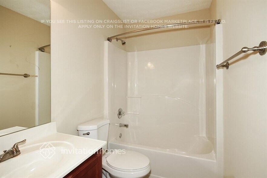 Building Photo - 721 Mountain Laurel Dr