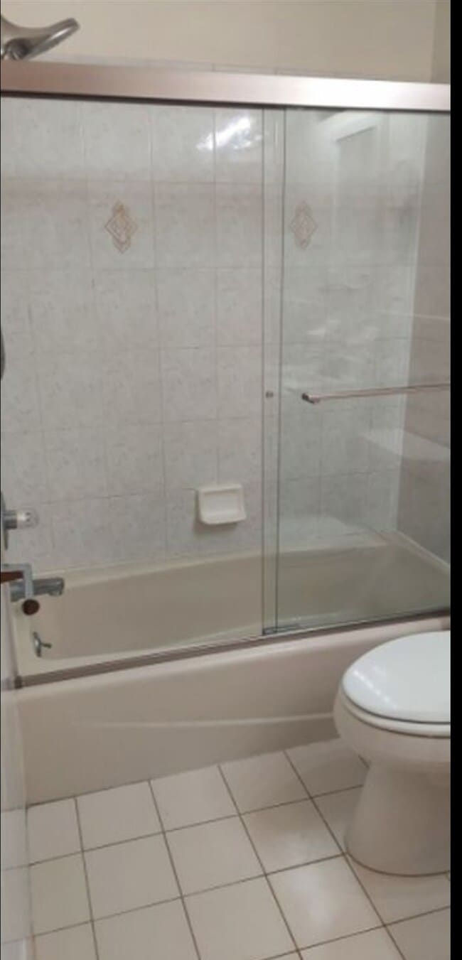 Building Photo - 267 Paterson Ave