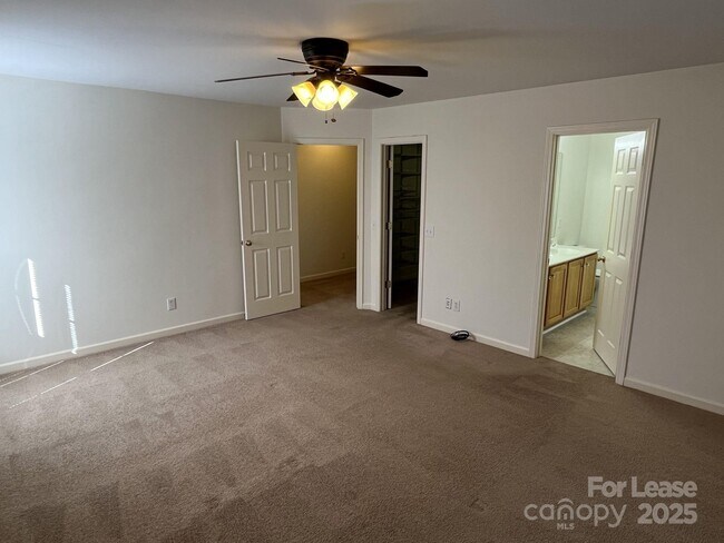 Building Photo - 6304 Falls Lake Dr