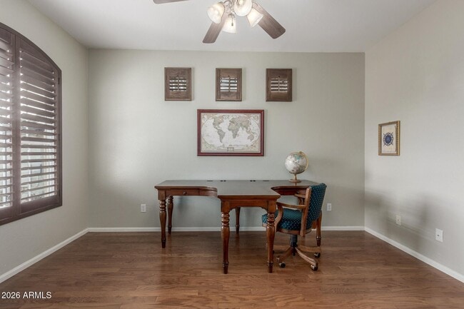 Building Photo - 10606 W Adam Ave