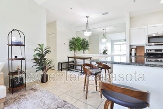 Building Photo - 4802 51st St W