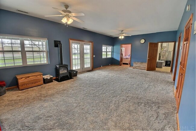 Building Photo - Three Bedroom Single Family Home in Flora ...