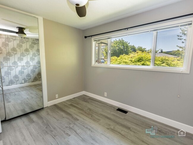 Building Photo - Charming 3-Bedroom Home in a Quiet Cul-de-Sac