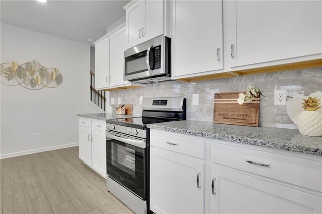 Building Photo - 803 Dundee Wy