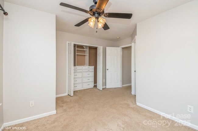 Building Photo - 2327 Crosscut Dr