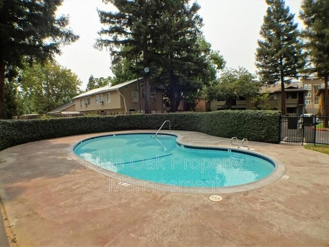 Building Photo - 1114 Nord Ave