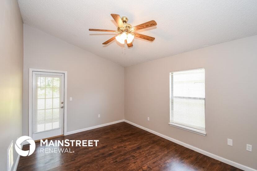 Building Photo - 8306 Longspur Ave