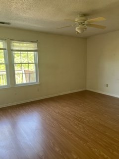 Building Photo - 921 Gas Light Ln