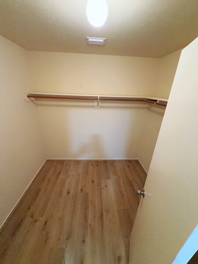 Building Photo - 6656 Sharpstown Green Cir