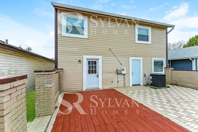 Building Photo - At Last, This Is What You Have Been Searching For!