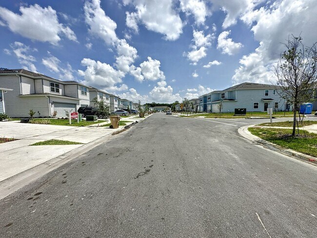 Building Photo - 4621 Sparkling Shell Ave