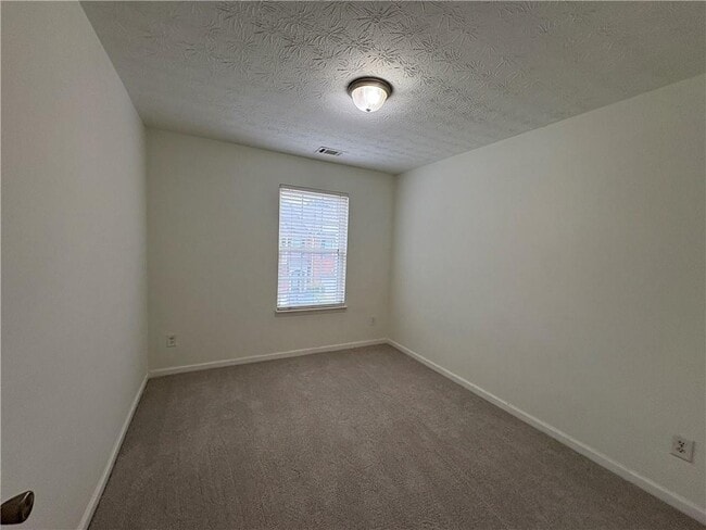 Building Photo - 2485 Emma Way NW