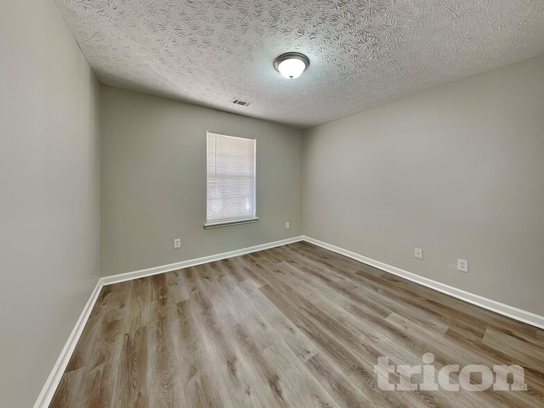 Building Photo - 1221 Brown's Country Ln