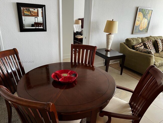 Building Photo - 401 69th St