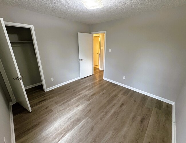 Building Photo - 6398 N Fawn Hollow Cir