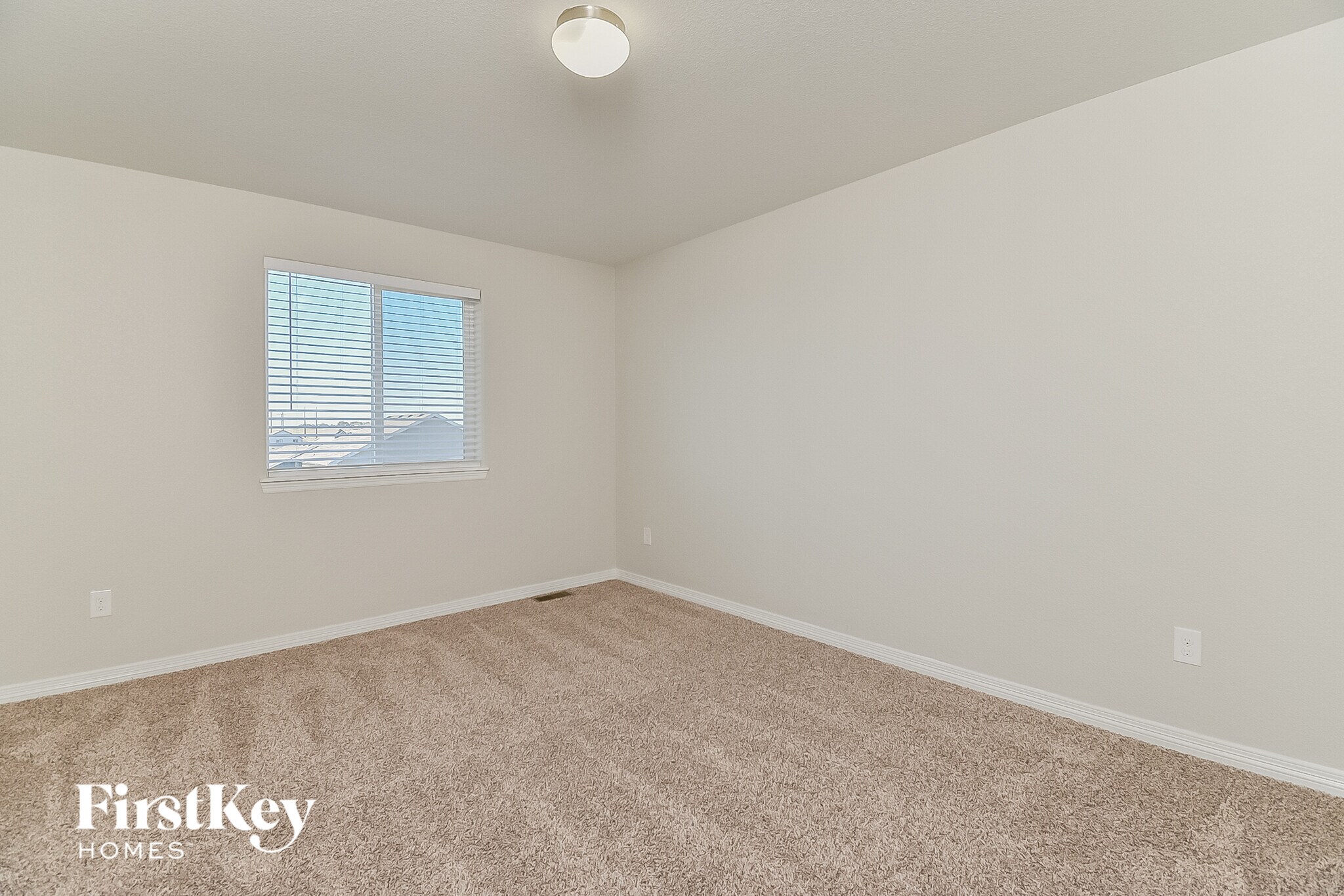 Building Photo - 10913 Nolin Dr