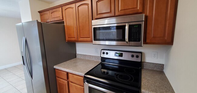 Building Photo - 172 Beth Ln