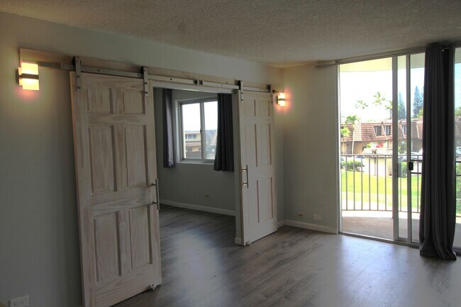 Building Photo - Beautifully upgraded 1 bedroom end unit!