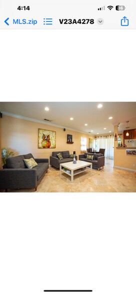 Building Photo - 7766 N Glenoaks Blvd