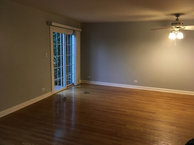 Building Photo - 1722 Ranchview Dr