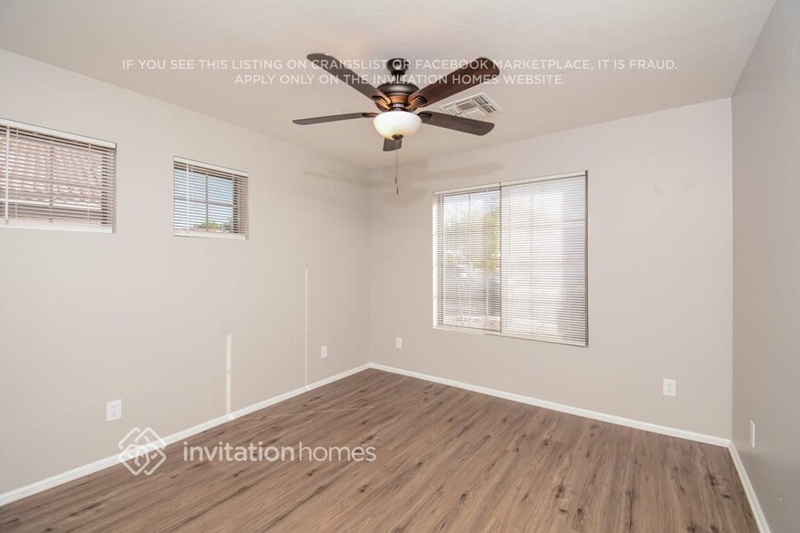 Building Photo - 14938 N 132nd Ln