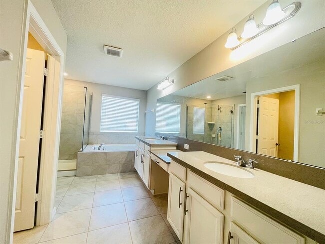 Building Photo - 8892 Lake Hall Ln