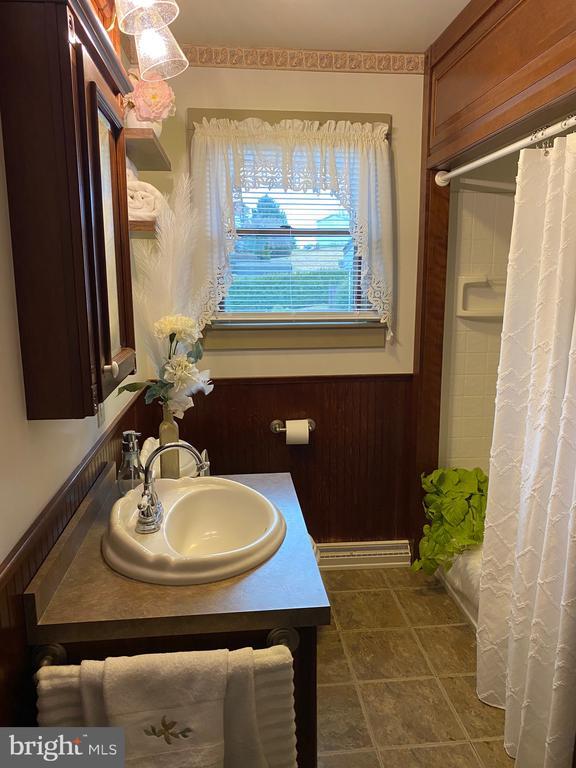 Building Photo - 45 Clay Slate Rd