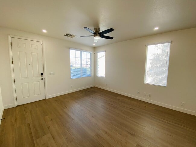 Building Photo - Beautiful single story in the Southwest! Quiet, secluded, and gated Sequoia community with park!