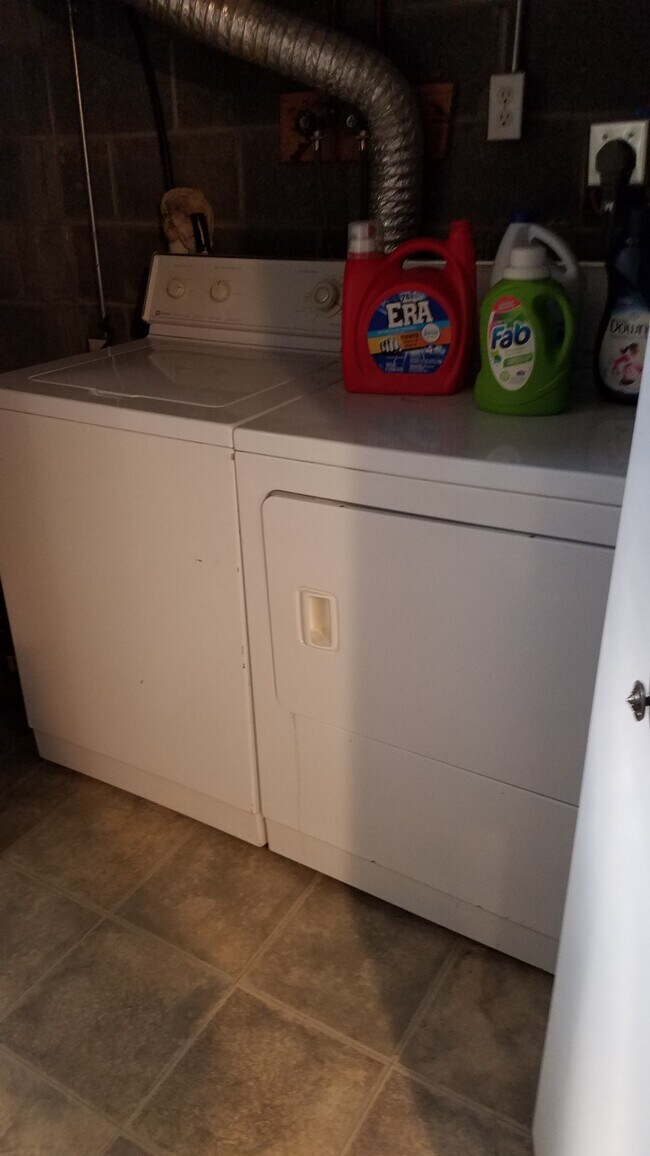 Lower Level Laundry - 67970 S Main St