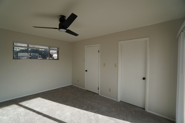 Building Photo - 6727 Dale Rd