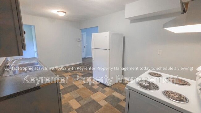 Building Photo - 8322 Highland Ave