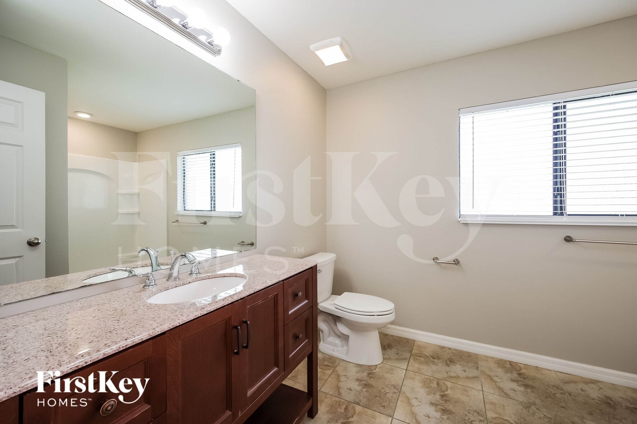 Building Photo - 209 SW 21st Terrace