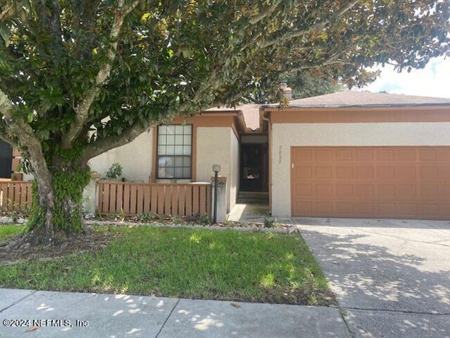 Primary Photo - 2/2 patio home in Fawn Ridge